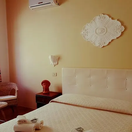 Demetra Malophoros 3*